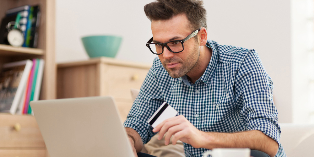 Como economizar comprando peças de caminhão online